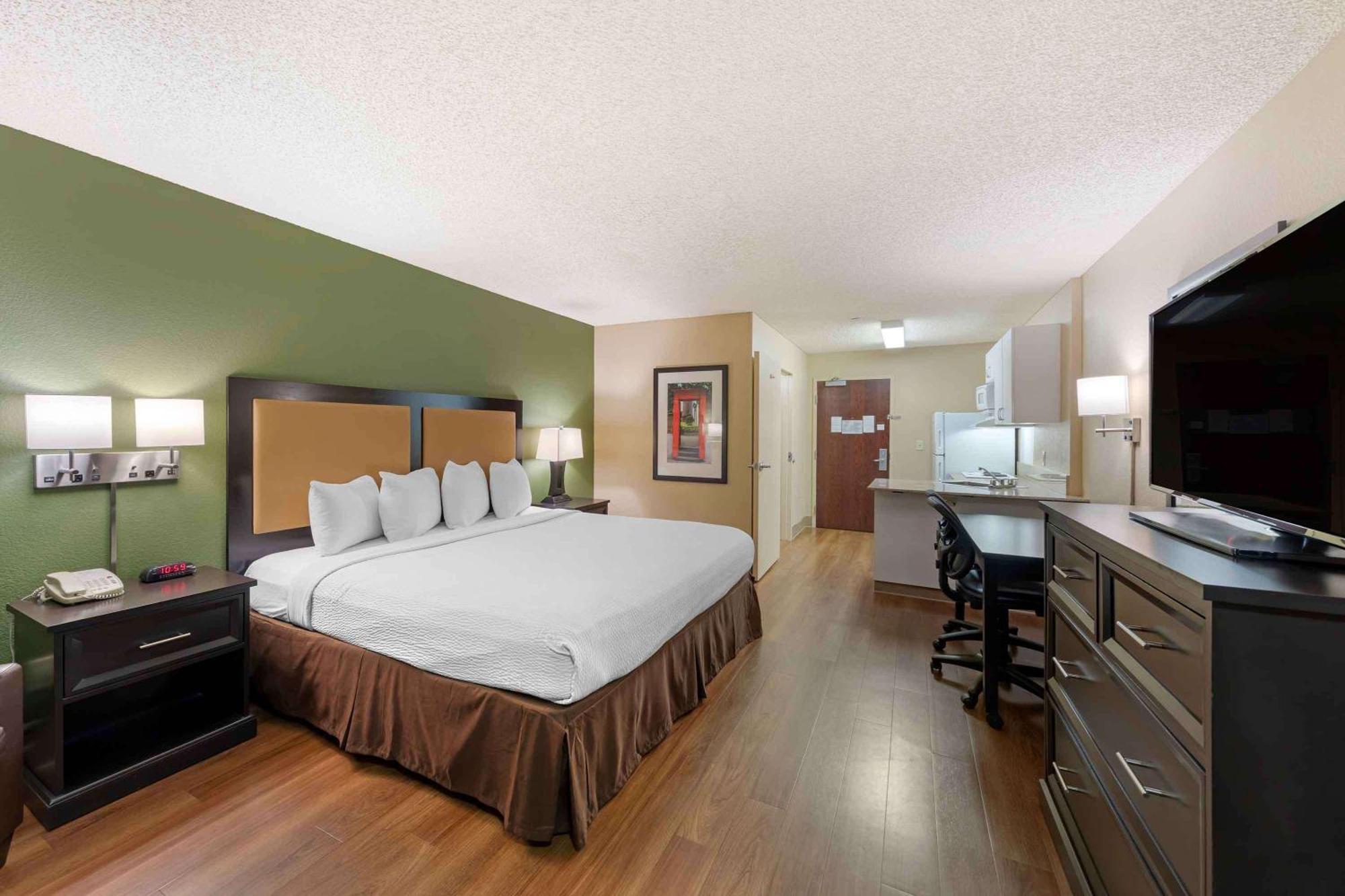 Extended America - Angeles - Valley Hotel